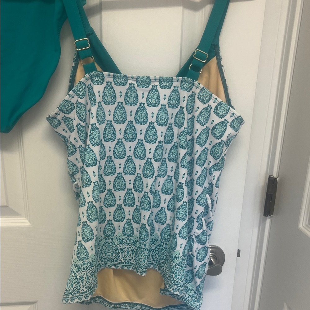 Talbots Teal and White Printed Tankini with Solid Teal Bottoms - Picture 5 of 5